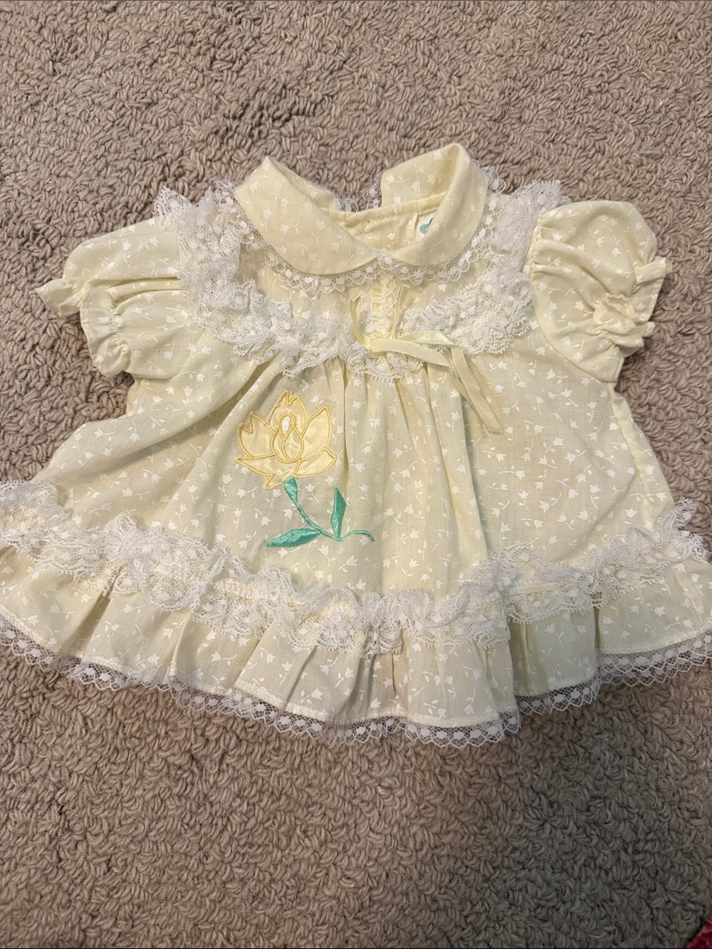 Vintage Lace-Trim Pale Yellow Floral Dress